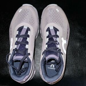 Cloud Monster Women’s